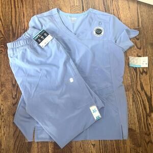 Scrubstar Premium Performance Performance Women's Ceil Blue LARGE Top&Pant *NWT*